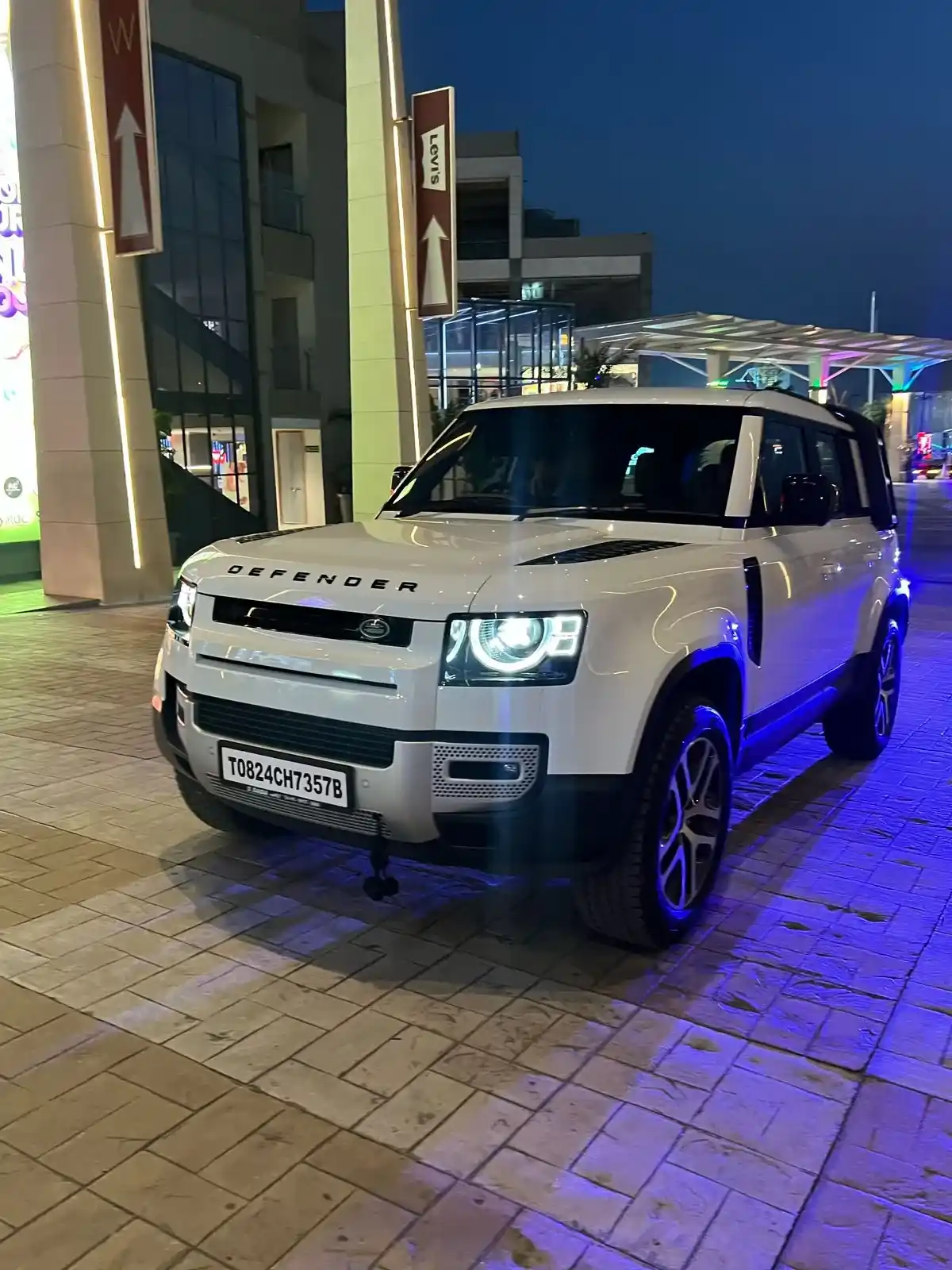 Land Rover Defender luxury SUV